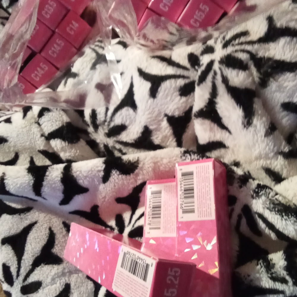 NIB🔥HTF! 15 😍 Sold Out Magic Star Concealer by Jeffree Star - Picture 6 of 7